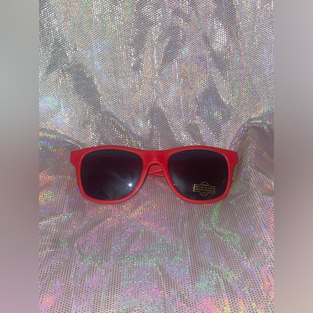 ** Red Sunglasses (Rutgers) **